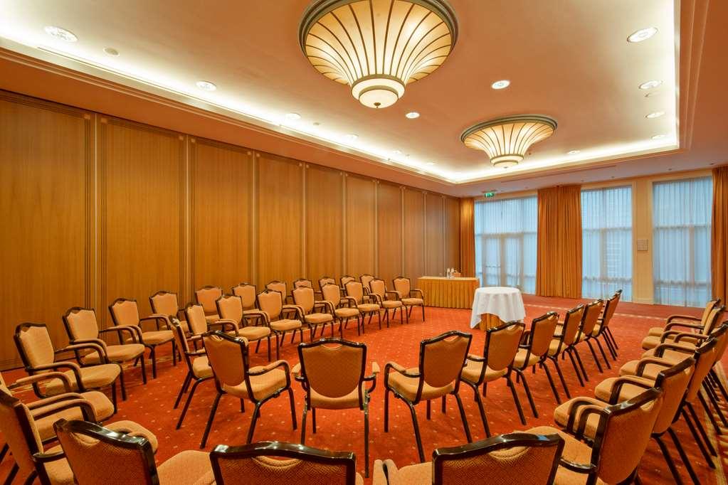 Van Der Valk Palace Hotel Noordwijk Facilities photo
